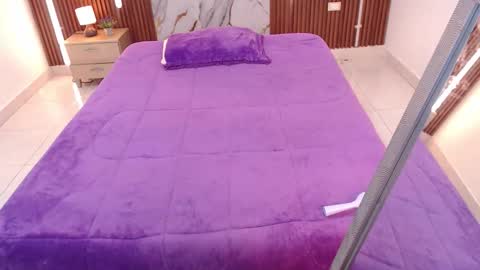 Snapshot of aixa_shaw chatting on 11/02/25, 12:29 AIXA online show from 11/02/25, 12:29