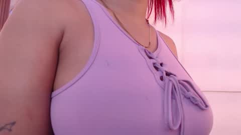 Snapshot of aixa_shaw chatting on 11/12/25, 12:05 AIXA online show from 11/12/25, 12:05