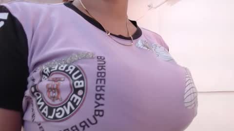 Snapshot of aixa_shaw chatting on 11/15/25, 12:13 AIXA online show from 11/15/25, 12:13