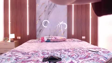 AIXA  online show from 04/21/26, 02:51