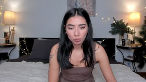 aiyoko77 online show from 12/25/24, 05:15