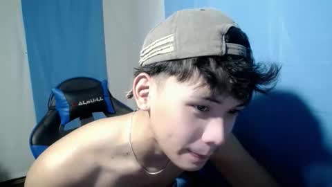 Snapshot of aj_daksxx chatting on 12/14/25, 07:58 aj_daksxx online show from 12/14/25, 07:58