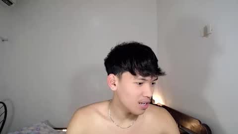 aj_daksxx online show from 02/04/26, 02:39