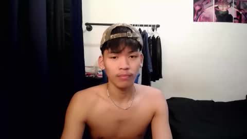 aj_daksxx online show from 03/22/26, 05:33