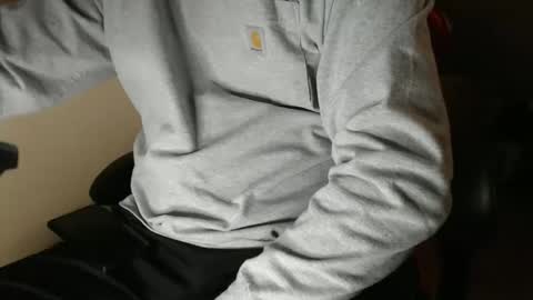 Snapshot of ajusa11 chatting on 12/15/25, 06:17 ajusa11 online show from 12/15/25, 06:17