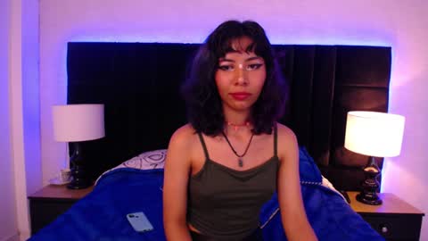 Snapshot of akane_uwu chatting on 01/18/25, 03:27 A K A N E U W U online show from 01/18/25, 03:27