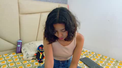 A K A N E  U W U online show from 10/30/25, 03:46