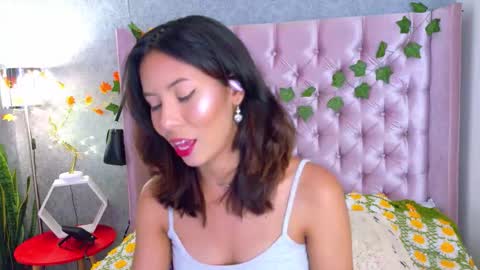 A K A N E  U W U online show from 11/20/25, 05:12