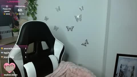 Snapshot of akanebellow chatting on 11/10/25, 09:47 Akane Bellow online show from 11/10/25, 09:47