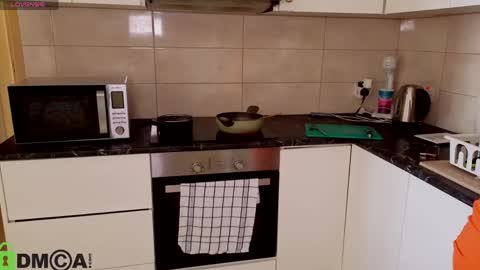 Akasha online show from 04/25/26, 12:52