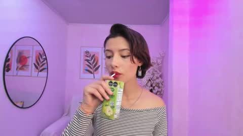 Azaka  online show from 02/07/25, 12:39