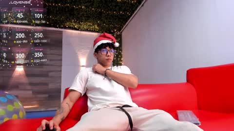 Snapshot of akazaboy chatting on 12/22/24, 05:12 akazaboy online show from 12/22/24, 05:12