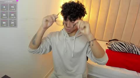 Snapshot of akazaboy chatting on 01/13/25, 05:01 akazaboy online show from 01/13/25, 05:01