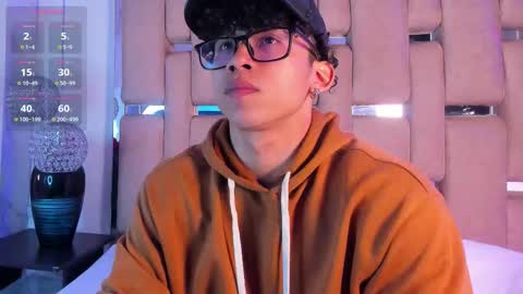 Snapshot of akazaboy chatting on 11/22/25, 04:55 akazaboy online show from 11/22/25, 04:55