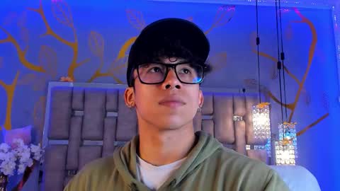 Snapshot of akazaboy chatting on 12/02/25, 04:29 akazaboy online show from 12/02/25, 04:29