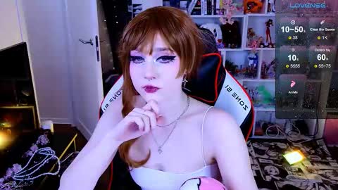 Aki online show from 03/18/26, 12:03