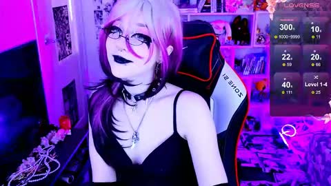 Aki online show from 04/21/26, 02:51