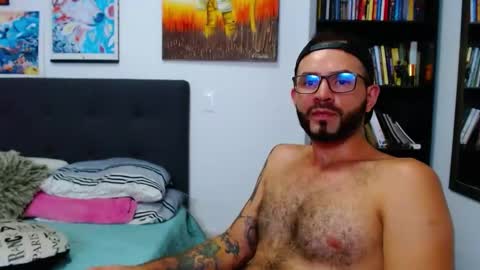 Snapshot of akiles_r chatting on 01/09/25, 02:01 akiles online show from 01/09/25, 02:01