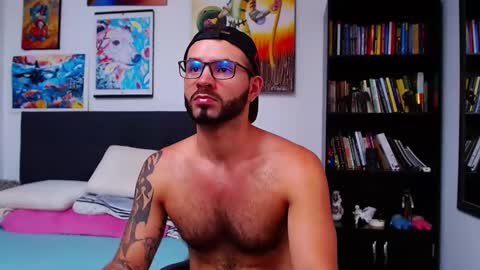 Snapshot of akiles_r chatting on 01/16/25, 09:30 akiles online show from 01/16/25, 09:30