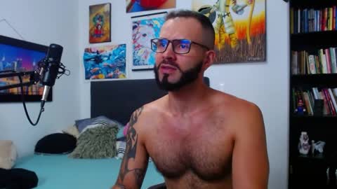 Snapshot of akiles_r chatting on 02/25/25, 01:41 akiles online show from 02/25/25, 01:41