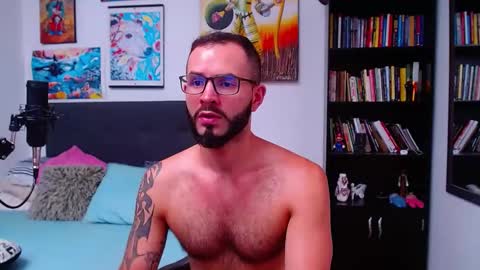 Snapshot of akiles_r chatting on 03/06/25, 09:53 akiles online show from 03/06/25, 09:53