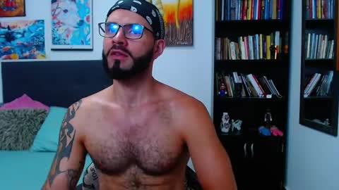 Snapshot of akiles_r chatting on 03/07/25, 01:31 akiles online show from 03/07/25, 01:31