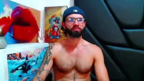 Snapshot of akiles_r chatting on 07/21/26, 11:51 akiles online show from 07/21/26, 11:51