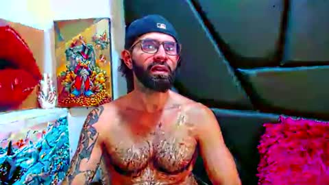 Snapshot of akiles_r chatting on 07/28/26, 11:37 akiles online show from 07/28/26, 11:37