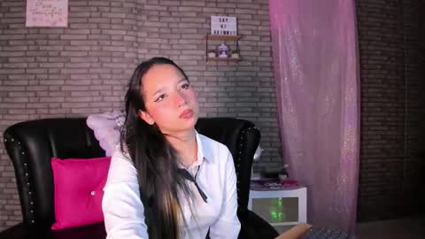 Akimmidoll GMT-5 0630 -1330 online show from 10/08/25, 07:33