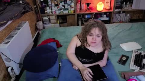 Natalie online show from 11/23/25, 07:19