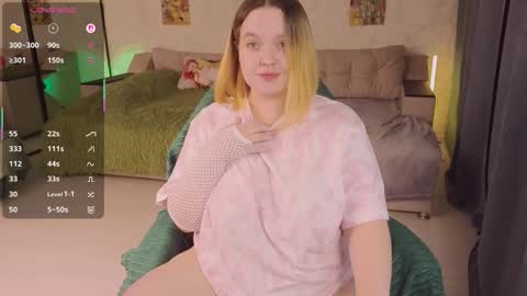 Aki online show from 11/07/25, 11:21