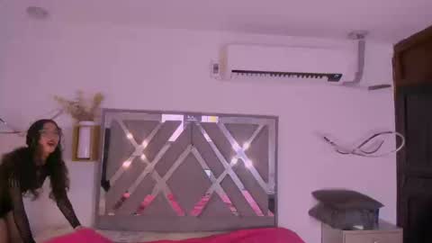 Akira online show from 09/19/25, 04:25