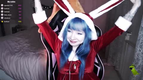 akirahartyx online show from 12/24/24, 03:16