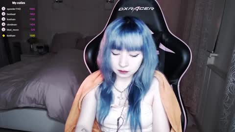 akirahartyx online show from 01/09/25, 03:12