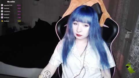 akirahartyx online show from 01/30/25, 02:04