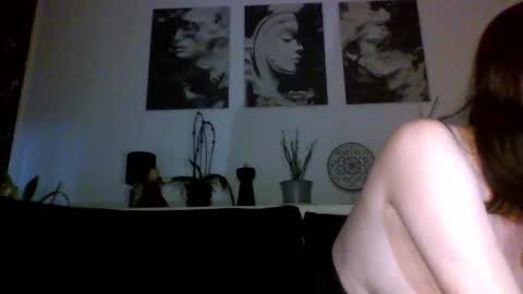 Snapshot of akiramihaela chatting on 03/24/26, 06:24 MIHAELA online show from 03/24/26, 06:24