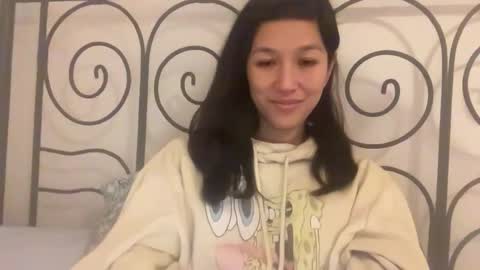 Akira Skye online show from 01/12/26, 07:41