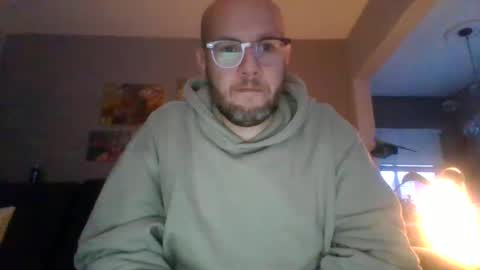 Snapshot of akpchi1984 chatting on 12/19/24, 01:18 akpchi1984 online show from 12/19/24, 01:18