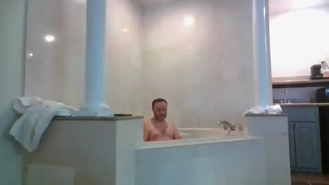 AktorXXL online show from 10/06/25, 10:29