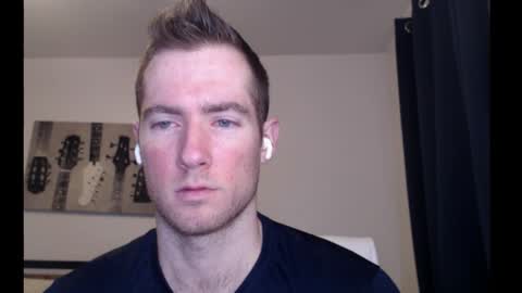 Alex online show from 10/21/25, 02:12