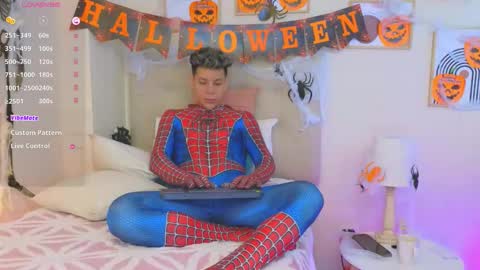 Snapshot of al_miko chatting on 10/29/25, 08:43 Al Fox Miko Fortuni online show from 10/29/25, 08:43