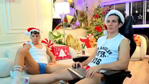 Snapshot of al_miko chatting on 12/18/25, 12:38 Al Fox Miko Fortuni online show from 12/18/25, 12:38