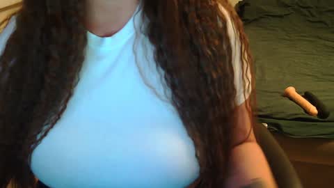 Snapshot of alabama1_ chatting on 12/10/24, 03:44 Alisha online show from 12/10/24, 03:44