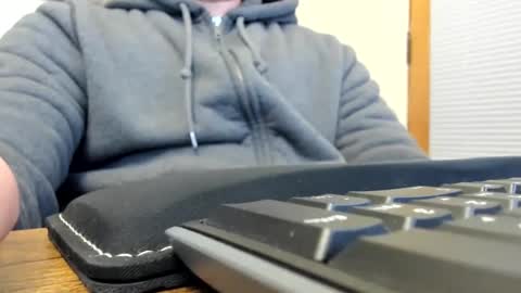 Snapshot of aladdinsimon chatting on 01/24/25, 11:45 Aladdin online show from 01/24/25, 11:45