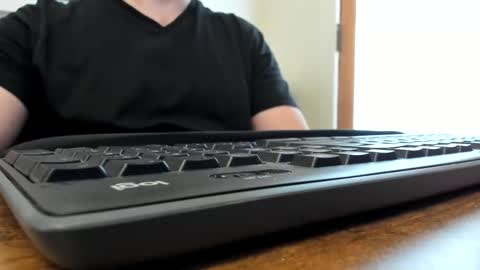 Snapshot of aladdinsimon chatting on 01/30/25, 06:10 Aladdin online show from 01/30/25, 06:10