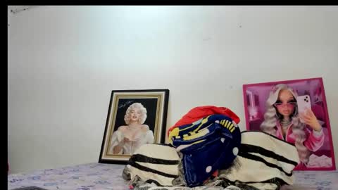 alahia66 online show from 12/01/25, 12:37