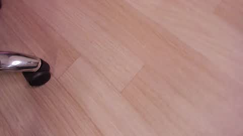 Alahia  online show from 10/24/25, 04:03