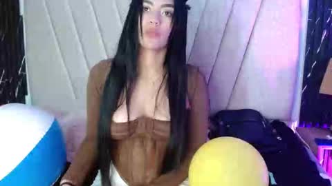 Alahia sweet official online show from 10/08/25, 09:23