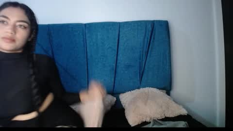 Alahia sweet official online show from 11/16/25, 07:52