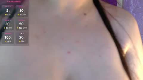 alaia_boobs online show from 04/22/26, 10:33